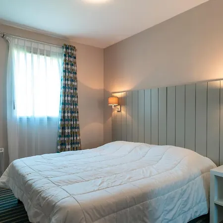 Les Thermes 404 - Appt Proche Avec Piscine Partagee 아파트